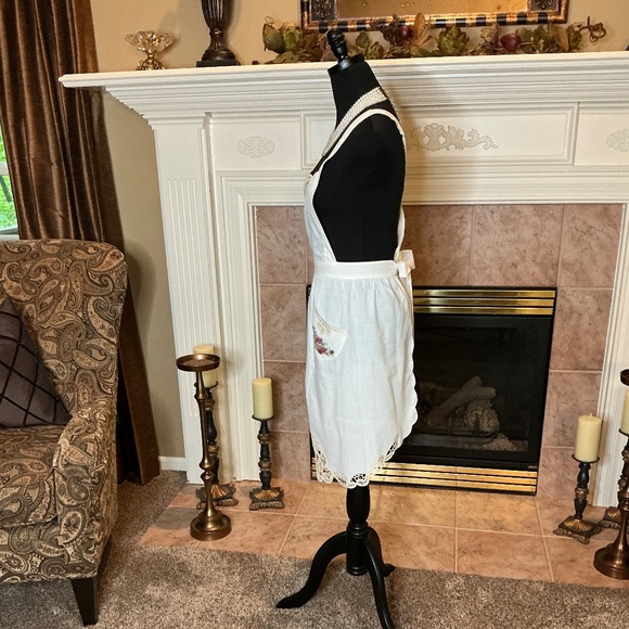 Vintage Boutique Hand Made Full Apron - Picture 9 of 14